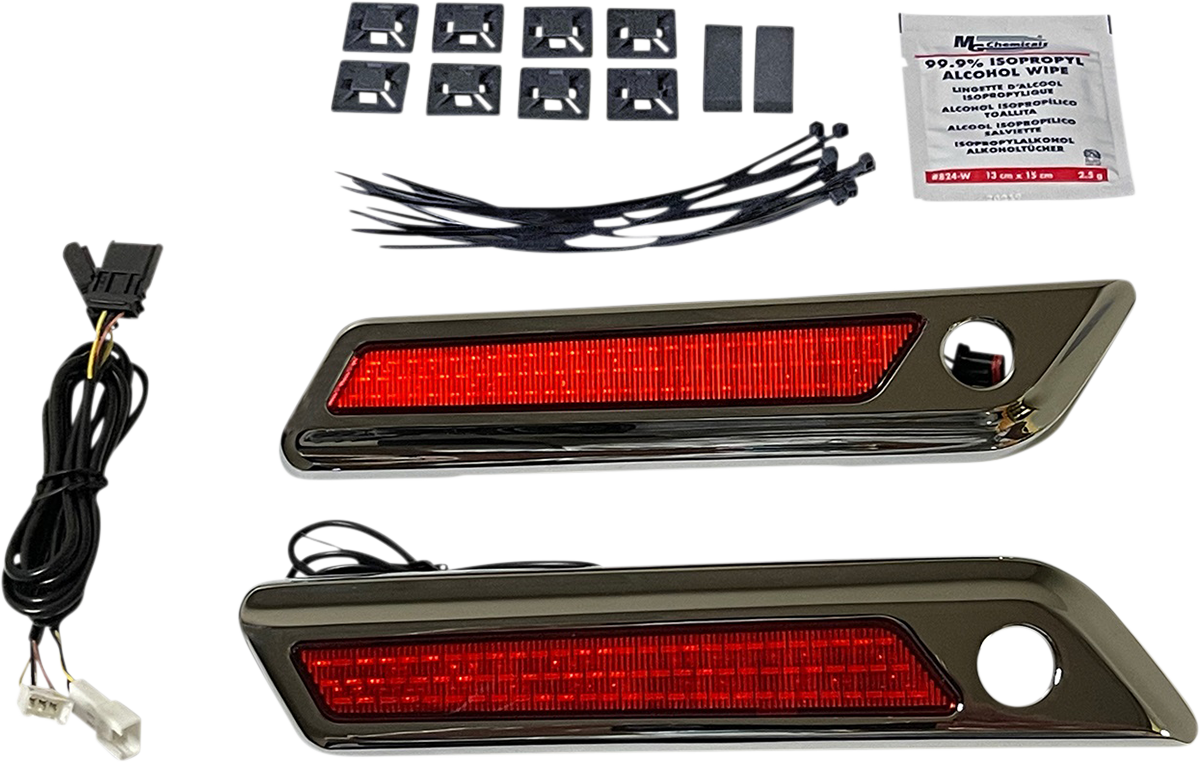 CUSTOM DYNAMICS Latch Light - Saddlebag - Red - Chrome CD-SBL-BCM-RC