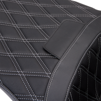 Thumbnail for DRAG SPECIALTIES Freedom Seat - Vinyl - Double Diamond Silver Stitch - FLH '09-'23 0801-1482