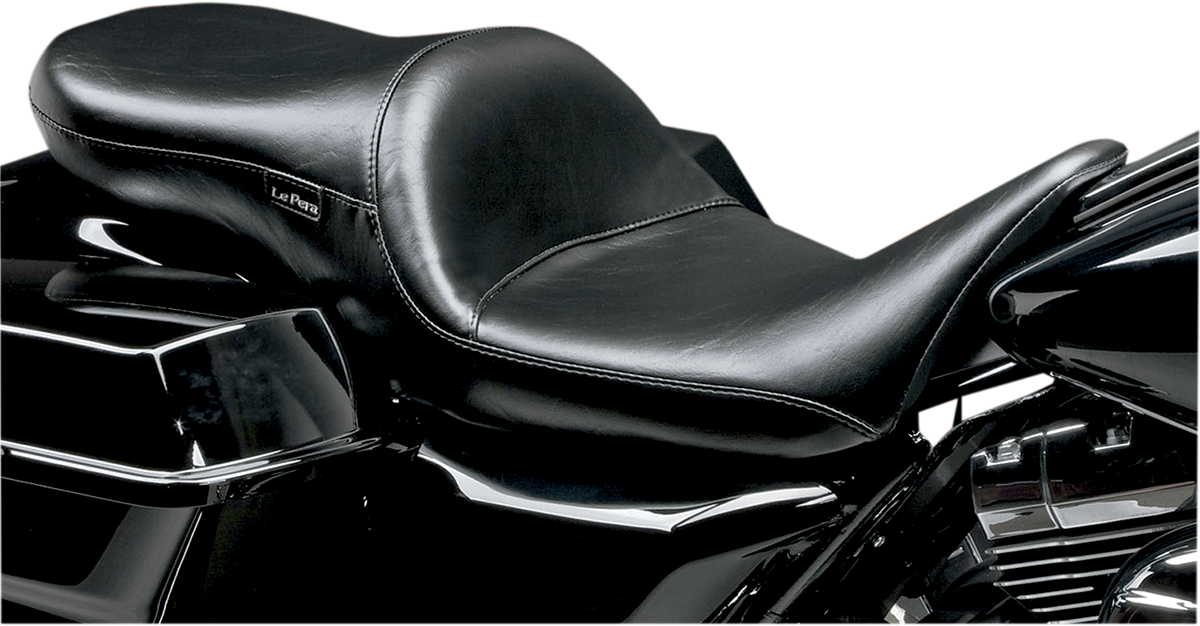 LE PERA Maverick Seat - Without Backrest - Smooth - Black - FL '08-'23 LK-957S